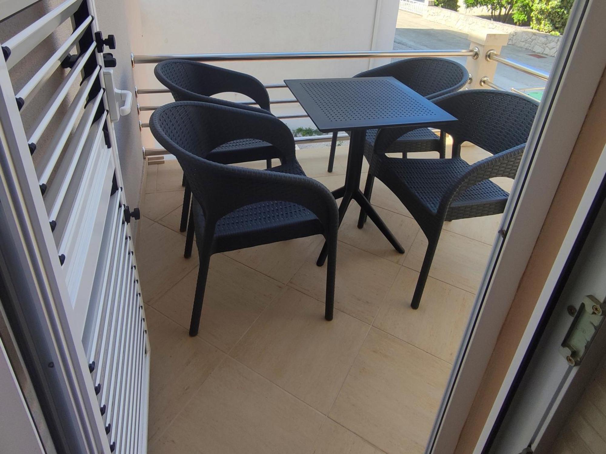 Apartments Karla 罗戈兹尼察 外观 照片